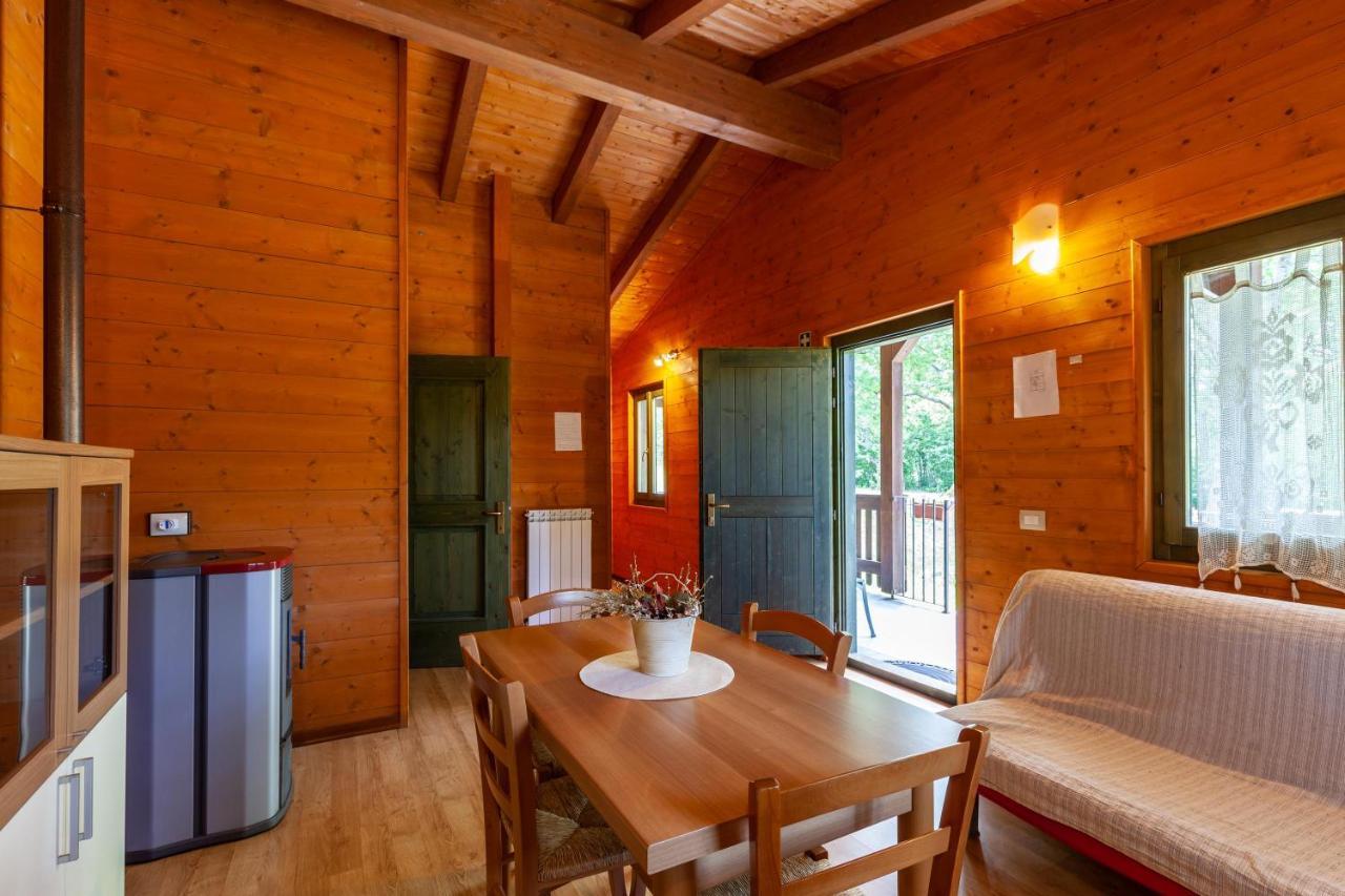 Villaggio Anemone - Chalet Anemone Capanne di Sillano Esterno foto
