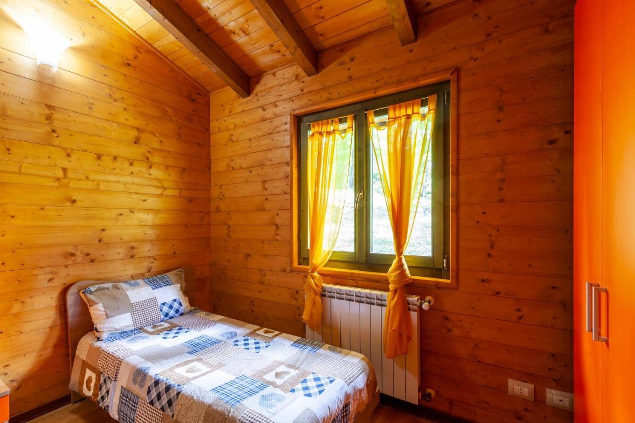 Villaggio Anemone - Chalet Anemone Capanne di Sillano Esterno foto